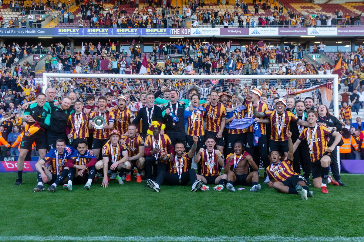 Collett & Sons Ltd (@collettltd) on Twitter photo What a season!
Huge congratulations to Graham Alexander and everyone at <a href="/officialbantams/">Bradford City AFC</a> on their promotion to League One.
As proud sponsors of Graham, it’s been brilliant to see his and the team’s hard work pay off.
A great result for the club and fans.
#BCAFC #Promotion What a season!
Huge congratulations to Graham Alexander and everyone at <a href="/officialbantams/">Bradford City AFC</a> on their promotion to League One.
As proud sponsors of Graham, it’s been brilliant to see his and the team’s hard work pay off.
A great result for the club and fans.
#BCAFC #Promotion