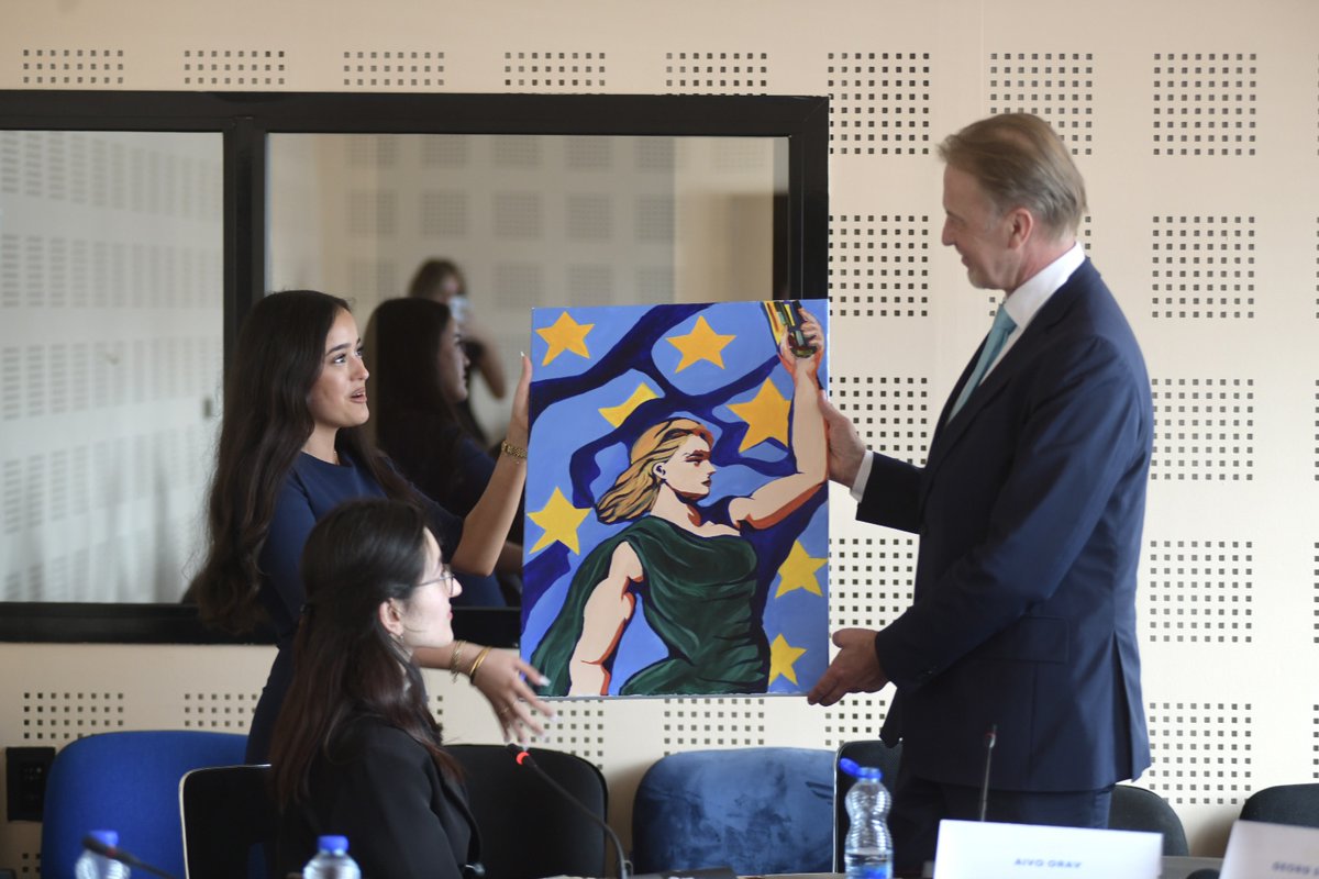 AivoOrav's tweet photo. Honoured to speak at #EUandMe: Kosovo’s Vision today.
Engaging with young Kosovars about the country’s EU path was truly inspiring. Their energy, ideas, and commitment to European values give me great hope for the future.🇽🇰🇪🇺
#YouthForEurope #EuropeDay2025 #TeamEurope https://t.co/OGyvQSAp6S
