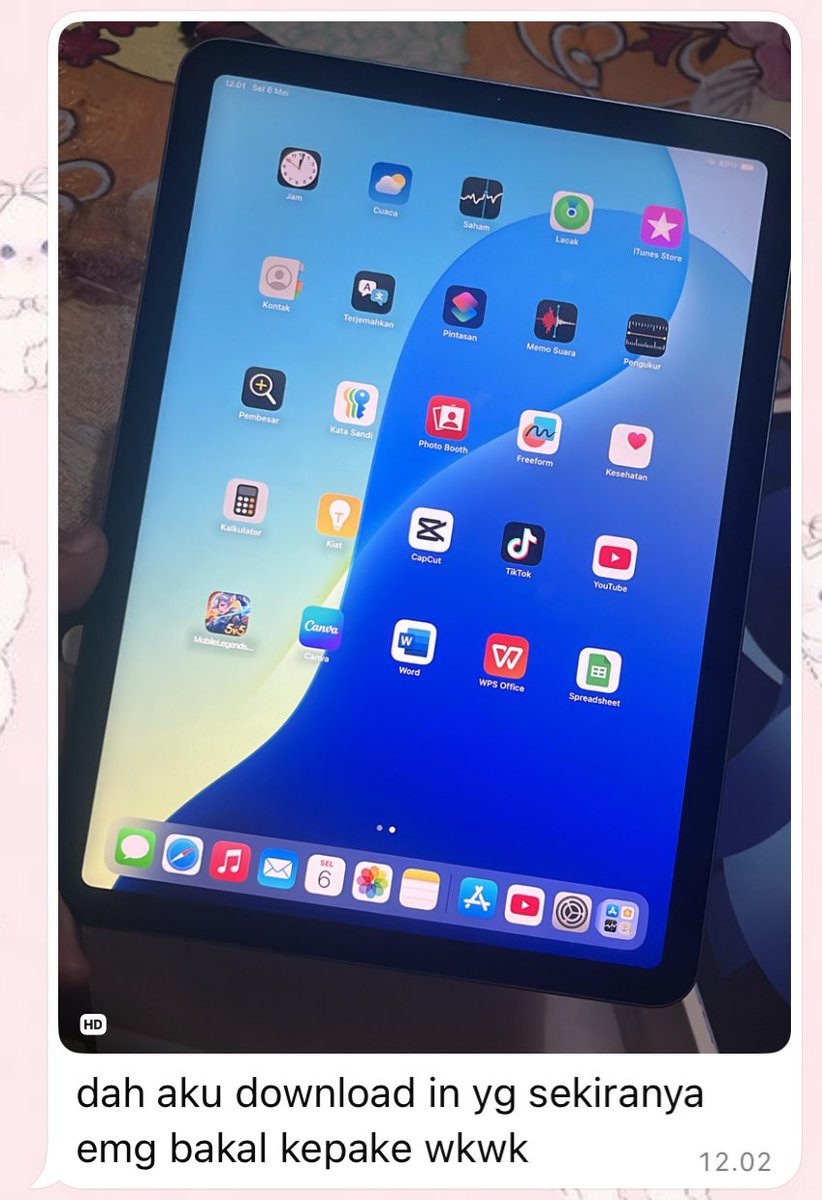 minta tolong temen cod an ipad, eh sama temen gue malah bikin icloud dan di downloadin aplikasi dan sampe skrg gue minta anterin kerumah, belum di anter WKWKWK