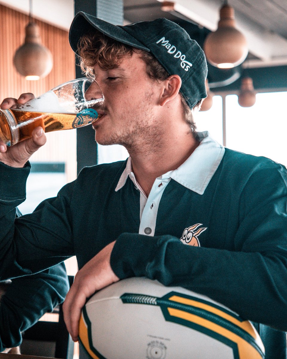 Enjoy the great moments. In style. 🍻

Our brand-new Heritage Golfers have been flying off the shelves since their release last week. Don’t miss the chance to get your paws on them before they’re gone!

Shop now - maddogs.co.za 🌐
-