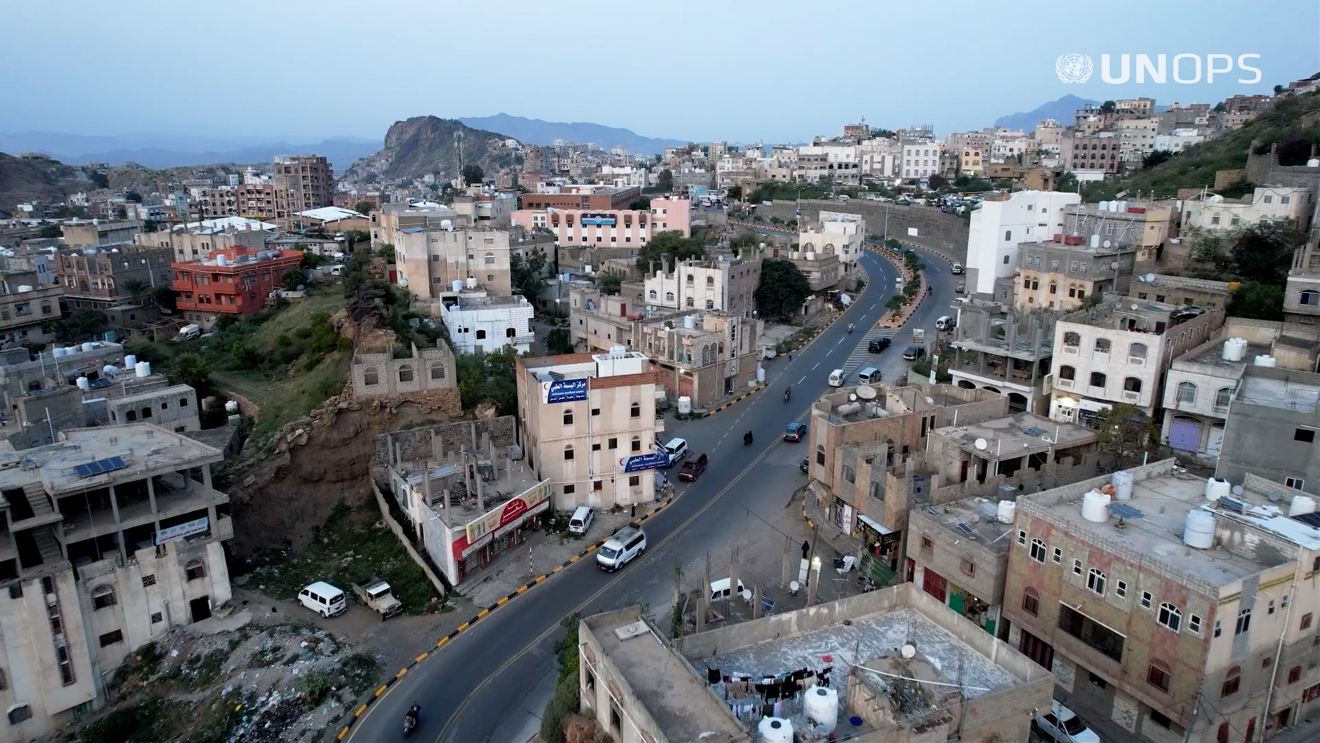New roads are making it easier to travel in Yemen New roads are making it easier to travel in Yemen
