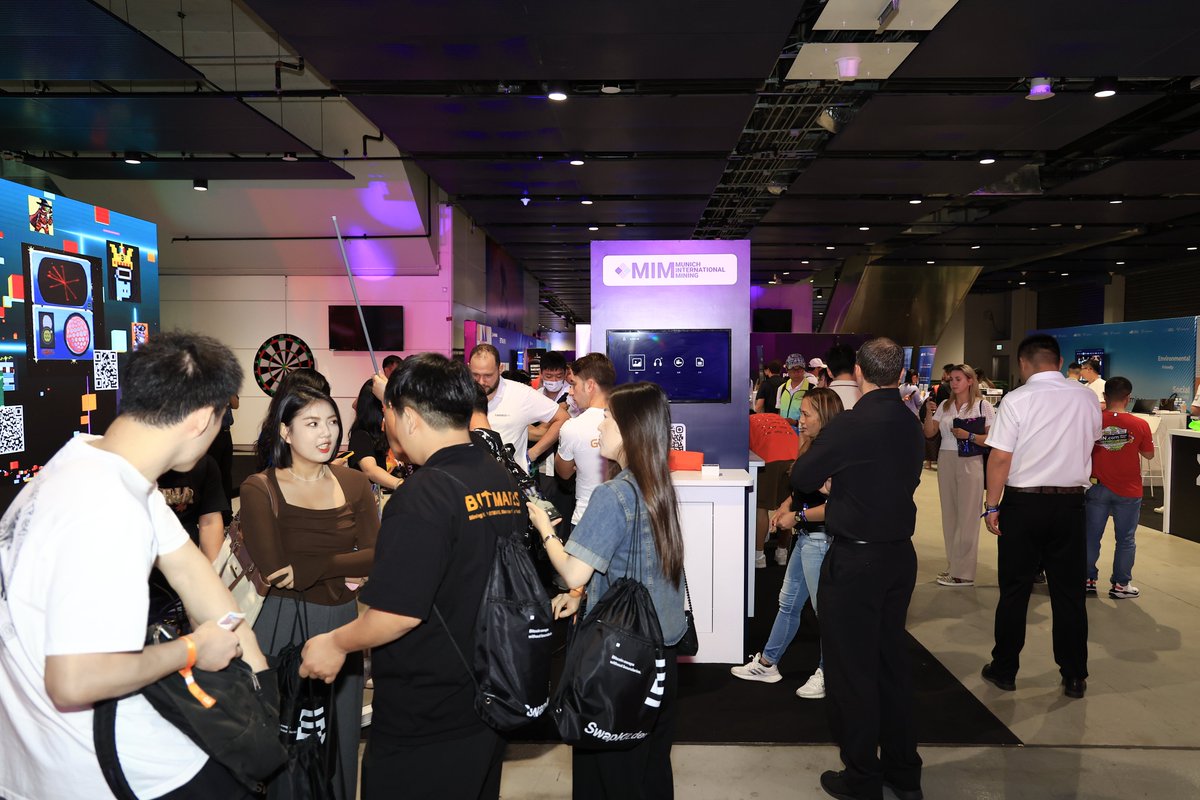 1/ WHAT IS BITCOIN ASIA? 🧡

We are the Asian edition of the global Bitcoin Conference series.

Brought to you by the team behind Bitcoin 2025 🇺🇸 and Bitcoin MENA 🇦🇪.

This year, we're returning to Hong Kong. 🇭🇰

📅 Aug 28-29, 2025
📍 Convention and Exhibition Center, Hong Kong