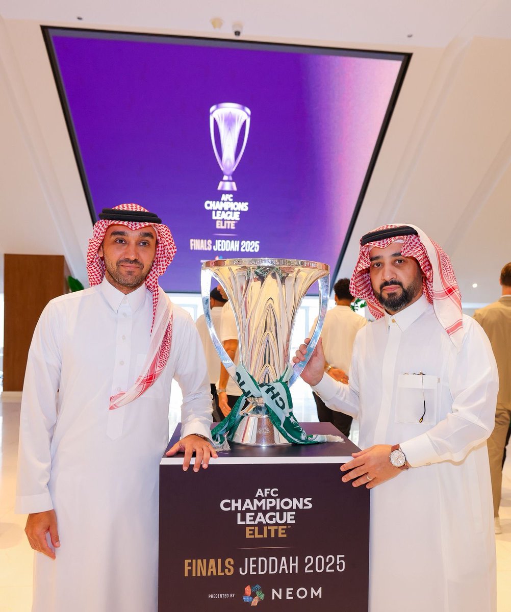 أتقدم بخالص الشكر والتقدير لصاحب السمو الملكي الأمير عبدالعزيز بن تركي الفيصل وزير الرياضة ، على إستقباله الكريم بمناسبة تحقيق  النادي الأهلي السعودي لقب دوري أبطال آسيا للنخبة .

وقد عودنا سموه الدعم المتواصل للرياضة السعودية واندية الوطن ، مما يمنحنا دافعًا أكبر لمواصلة العمل