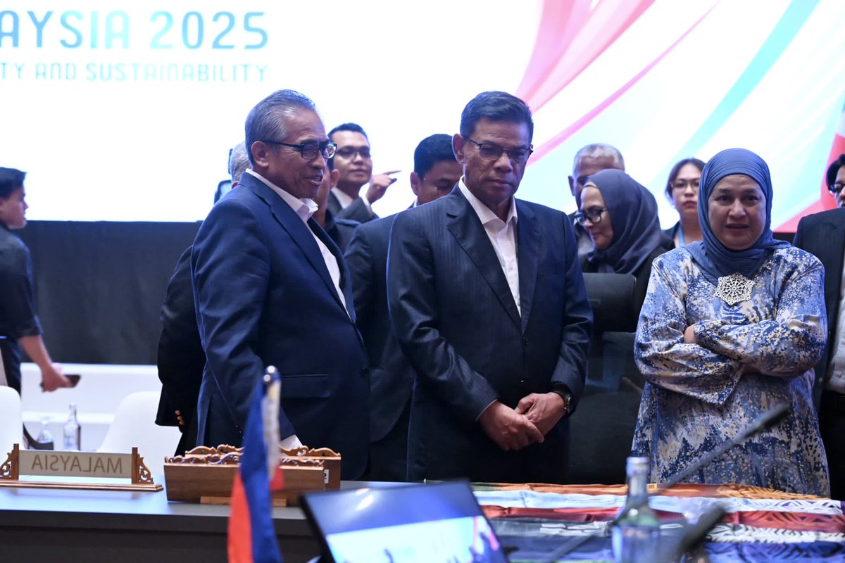 Berbaki 19-hari lagi, Malaysia bakal menerima kehadiran lebih 20,000 orang meliputi delegasi, pegawai kanan dan pastinya dari Pemimpin Utama Negara ASEAN
📍 vt.tiktok.com/ZShrHXf9X/