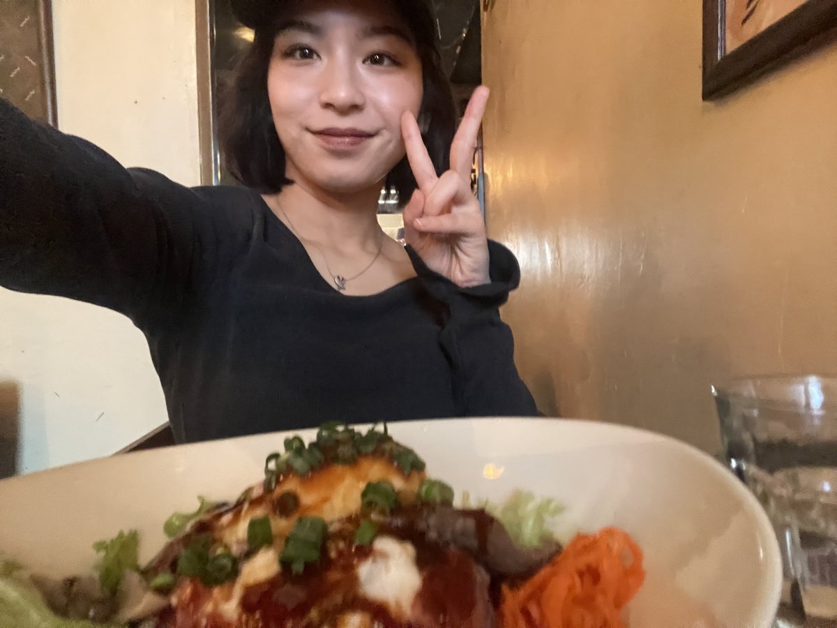 sckcvana's tweet photo. ローストビーフどん！！コチュじゃん！！ https://t.co/MLVhERMX2o