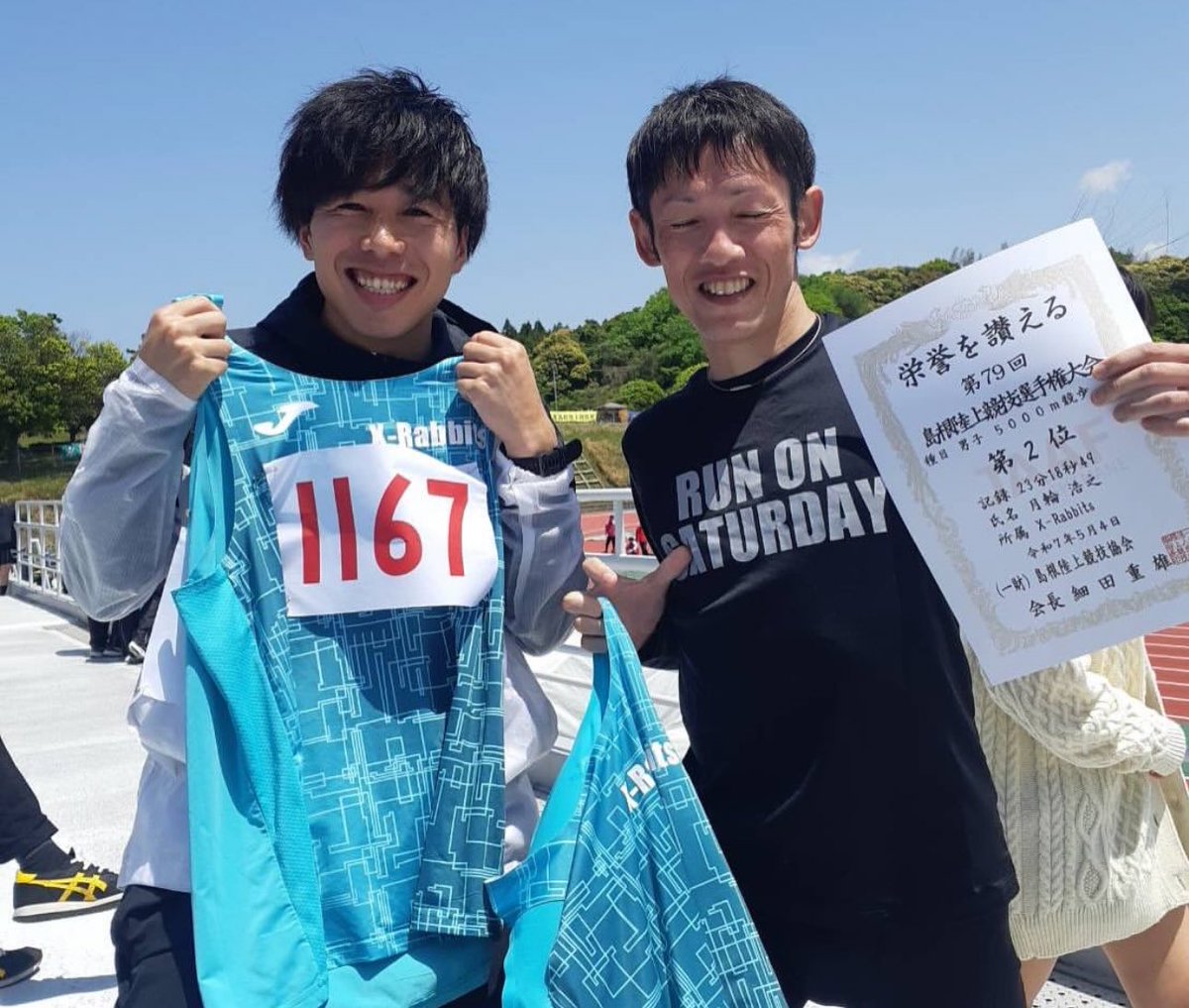 X__Rabbits's tweet photo. 【島根県選手権 結果】
•男子5000mW決勝
月輪 23'18"49     2位🥈

•男子1500m
予選5組
園山 4'12"65        
•決勝　
4'11"33      9位

ウォーカー月輪健在😏✨好タイムで2位入賞となりました👏
園山はギリギリ決勝進出し、足が残っていませんでしたが、予選よりタイムを上げて9位となりました！ https://t.co/WPxoGWrRek
