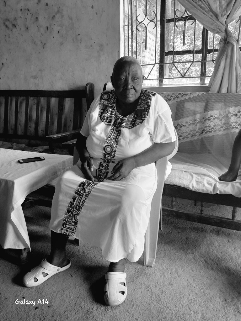 obwoba28436's tweet photo. @valentinecakes Thank you for supporting me and being there for me through thick and thin. I’m so lucky to have you in my life. Have an amazing Mother’s Day. @StephenWayodi
@StephenO74016
#ValentineCakeHouse #ServingYouHappiness #LetterToMom
Location:Kangemi https://t.co/8PuGuabUaf