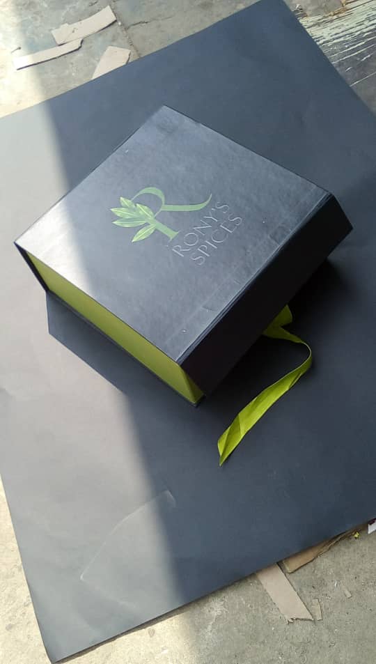 Boxxeffects's tweet image. Good morning, everyone! Just a friendly reminder that we specialize in creating high-quality, custom-made boxes for vendors of all kinds, perfect for product and gift packaging. Let us help you elevate your brand's presentation!
#boxpackaging  #MetGala2025