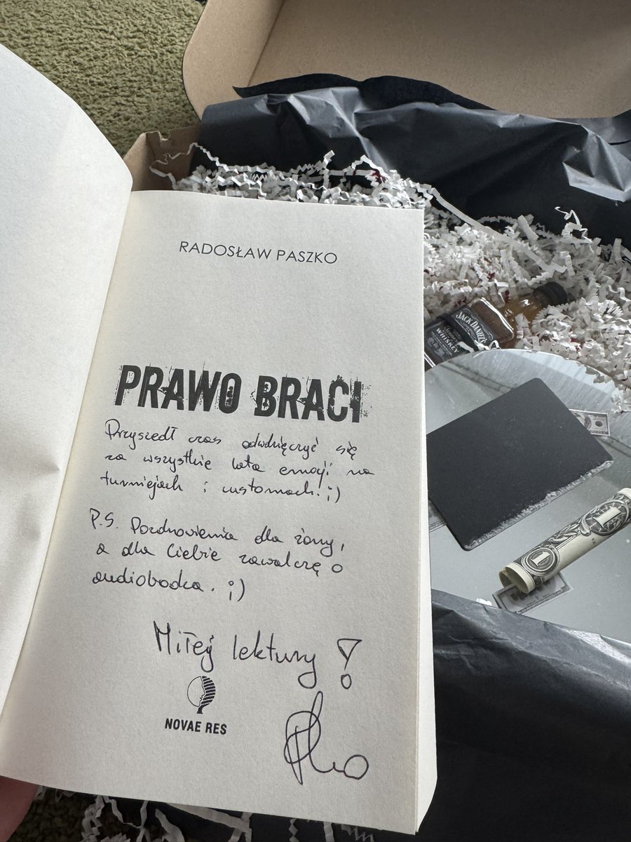 Szefy jeden z naszych widzów wydał właśnie książkę: Radosław Paszko “Prawo Braci”, jeżeli mamy jakiś czytelników wśród pozostałych widzów zachęcam do przeczytania - książkę oraz opis znajdziecie tu: taniaksiazka.pl/prawo-braci-p-…
