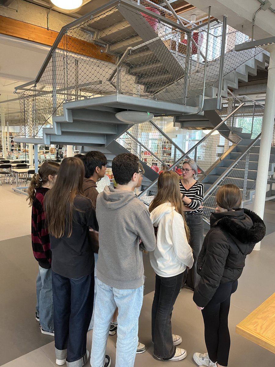 Biblioteca de Molins de Rei tweet media