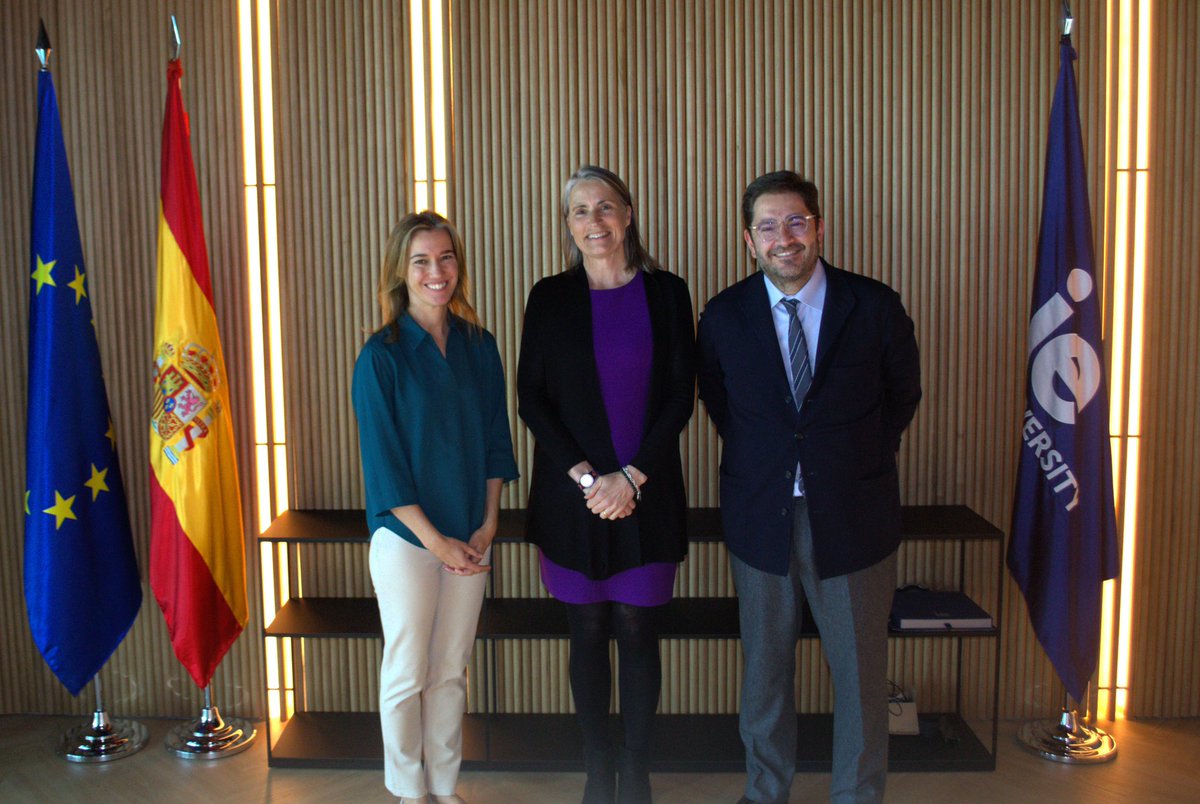 Manuel Muñiz (@manuelmunizv) on Twitter photo A real pleasure to welcome Fiona Hill, colleague at <a href="/BrookingsInst/">The Brookings Institution</a> , and a former White House offical, to <a href="/IEuniversity/">IE University</a> .🌍🇺🇸
Together with <a href="/A_Sloat/">Amanda Sloat</a> , Professor of Practice at <a href="/iespega/">IE School of Politics, Economics & Global Affairs</a> and expert in US foreign policy, we had a great conversation about international affairs and A real pleasure to welcome Fiona Hill, colleague at <a href="/BrookingsInst/">The Brookings Institution</a> , and a former White House offical, to <a href="/IEuniversity/">IE University</a> .🌍🇺🇸
Together with <a href="/A_Sloat/">Amanda Sloat</a> , Professor of Practice at <a href="/iespega/">IE School of Politics, Economics & Global Affairs</a> and expert in US foreign policy, we had a great conversation about international affairs and