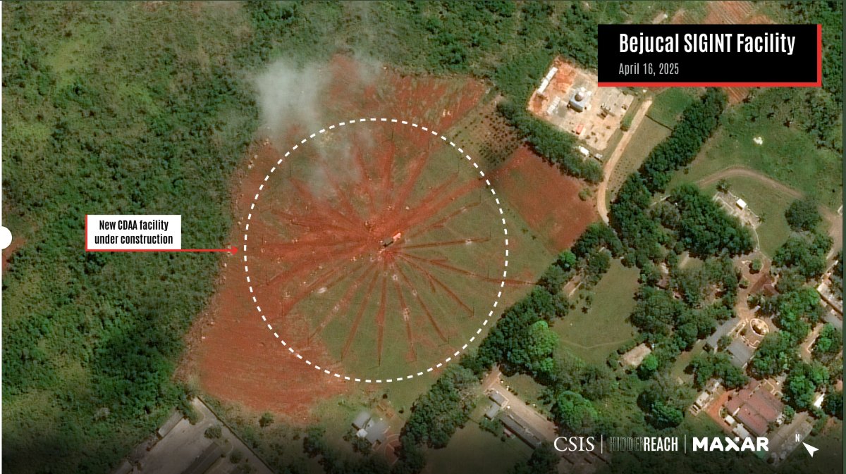 Ryan Berg, PhD (@ryanbergphd) on Twitter photo 🚨#Cuba: New images published by <a href="/HiddenReachCSIS/">Hidden Reach</a> show expansion of a likely #PRC spy facility at Bejucal, near Havana.
"At the Doorstep: A Snapshot of New Activity at Cuban Spy Sites," released in conjunction with today's hearing for House Homeland.👇
features.csis.org/hiddenreach/sn… 🚨#Cuba: New images published by <a href="/HiddenReachCSIS/">Hidden Reach</a> show expansion of a likely #PRC spy facility at Bejucal, near Havana.
"At the Doorstep: A Snapshot of New Activity at Cuban Spy Sites," released in conjunction with today's hearing for House Homeland.👇
features.csis.org/hiddenreach/sn…