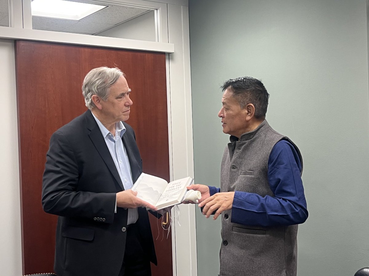 On 5 May 2025 (EDT), Sikyong Penpa Tsering met with U.S. Senator Jeff Merkley, the original sponsor of the Resolve Tibet Act at the Hart Senate Office Building in Washington, D.C. 

Representative Namgyal Choedup of the Office of Tibet, Washington, D.C., along with Tencho Gyatso
