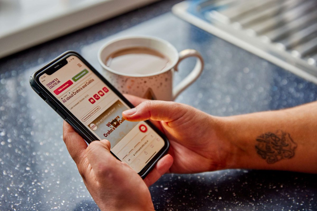 We’ve recently updated our info on smoking and vaping with Crohn’s or Colitis. Visit crohnsandcolitis.org.uk/smoking to:
- Understand how smoking affects your condition
- See early research on vaping
- Recognise how passive smoking may affect you and others
- Find support to quit