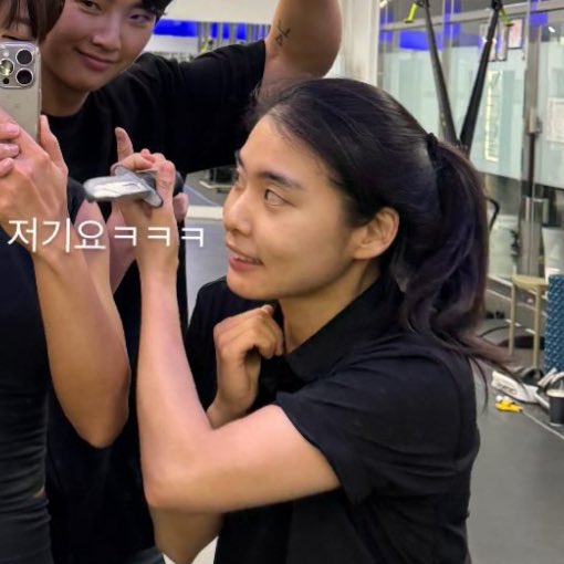 칼 들고.. 귀엽기 있기 없기