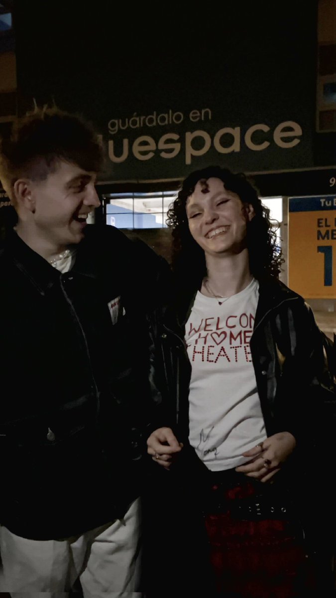 InABoringWay's tweet image. loving this little life we created @onlythepoetsuk love u guys thank u for coming back to spain ❤️ we missed u sm, see u soon