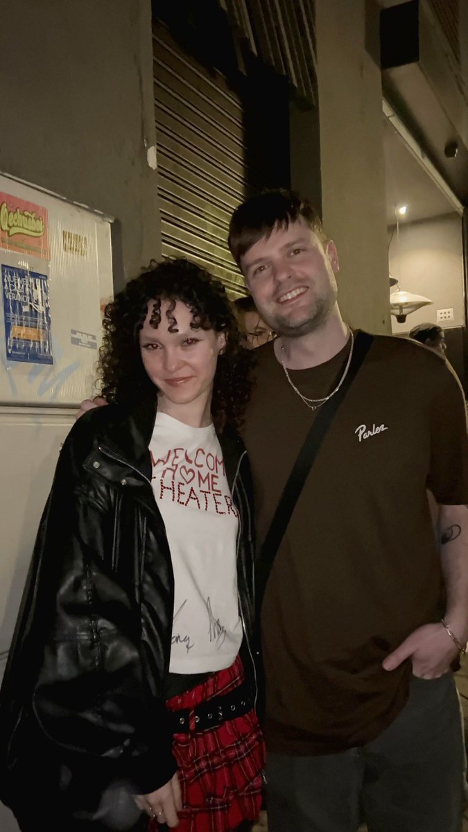 InABoringWay's tweet image. loving this little life we created @onlythepoetsuk love u guys thank u for coming back to spain ❤️ we missed u sm, see u soon