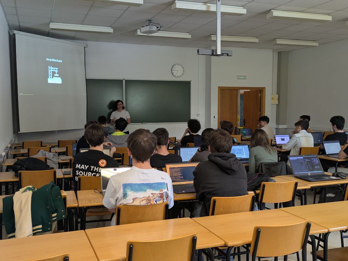 En directo📹: twitch.tv/gpul_

Despregadura de aplicacións en contedores a tráves de Docker e Compose 

#GPULSchool