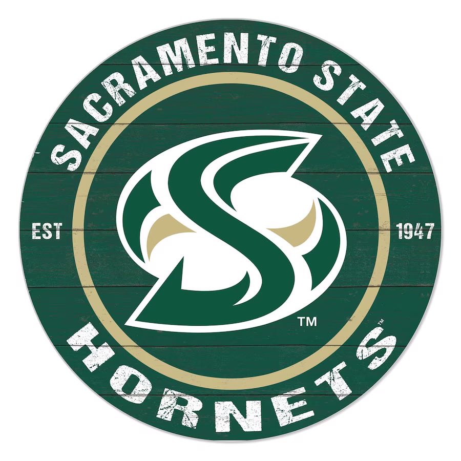 kvictoriannn's tweet image. After a great talk with @coachapatterson I’m Blessed To Receive an offer to Sacramento State University #GoHornets @InglewoodFBall @adamgorney @ChadSimmons_ @BrandonHuffman @GregBiggins @SWiltfong_ @PGregorian