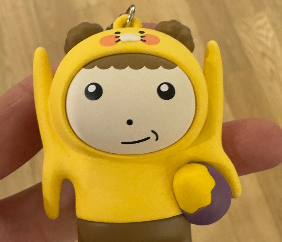 6mixxbbl's tweet image. 250507 🐻🫧 12:35AM

🐻 📸
🐻 Bae Jinsol bought it for me