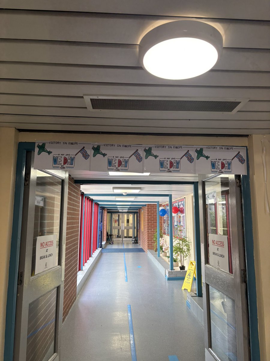 MillfieldHisto1's tweet photo. Miss Weir’s History Club spent the session decorating the school preparing for VE Day on Thursday 8th May 2025. The students did a great job of putting up banners and balloons with the help of Miss Weir, Miss Covill and Mr Magrane 🇬🇧🎈! @Millfieldhighsc https://t.co/7W9IFHA9Cq