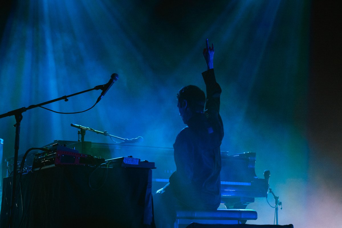 SUMMER TOUR dates 🪽

Tickets at tigranhamasyan.com/tour 🎫

(📷 Lilit Danielyan)

#tigranhamasyan #thebirdofathousandvoices