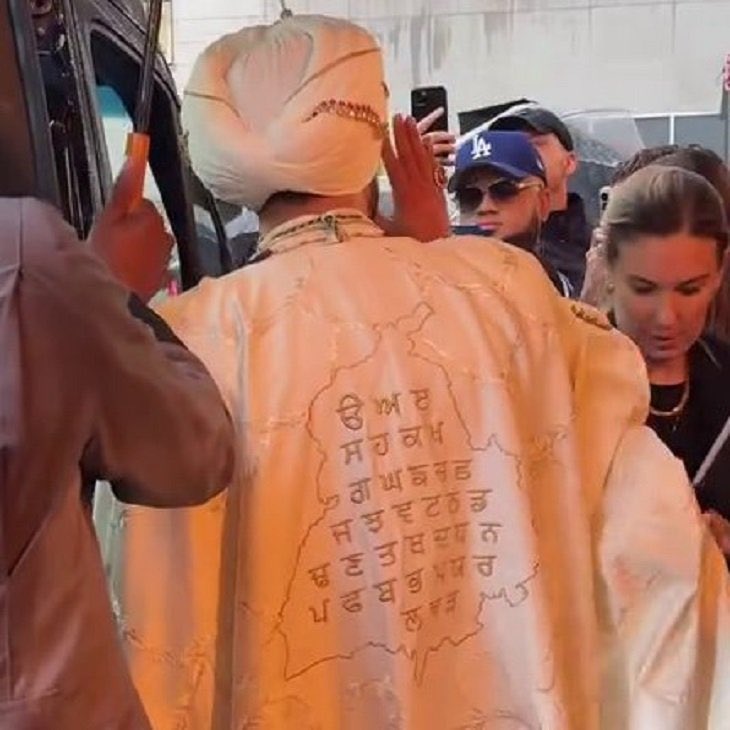 punjabidharti's tweet image. Andhbhakto ke dukh khatam kaahe nahi ho rahe , ab inko @diljitdosanjh se bhi problem hai , bhai uski marzi woh kya pehnna chahta hai , tumse paise to nahi liye usne 🤣🤣🤣 #MIvsGT

 #mockdrills

 #PMModiOnABP

 #सबसे_बड़े_भगवान_का_नाम_कबीर

 #GTvsMI