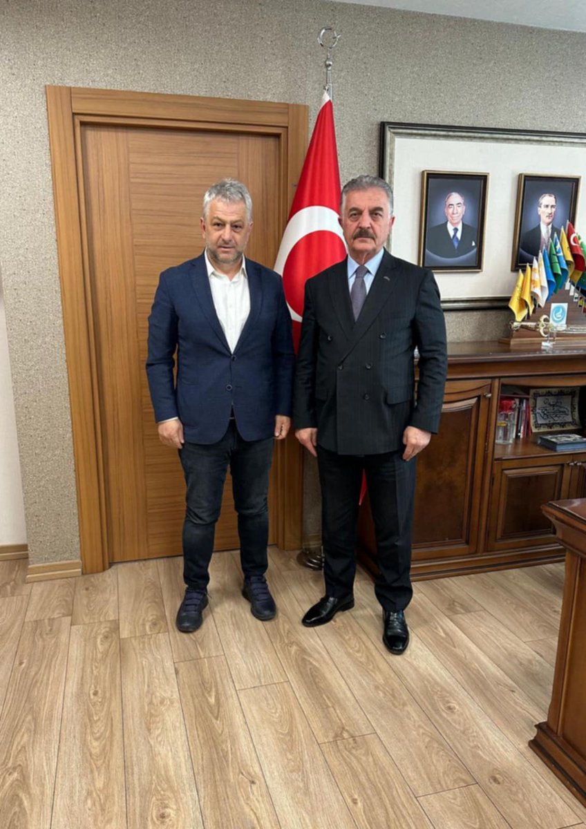 Federasyon Başkanımız Sayın Hüseyin GÜLER Milliyetçi Hareket Partisi Genel Sekreteri Bursa Milletvekili Sayın İsmet BÜYÜKATAMAN 'ı makamında ziyaret etti. 
Görüşmede Federasyonumuzun faaliyetleri ve projeleri hakkında istişarelerde bulunuldu.
Kendilerine nazik kabulleri için