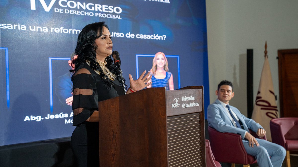 UDLAEcuador's tweet image. Recibimos en nuestra sede UDLA Granados el IV Congreso de Derecho Procesal. @Ppsuing, presidente de la @CorteNacional, inauguró el evento, acompañado por @santiguarderas, Decano de nuestra @udla_derecho.
#DerechoProcesal