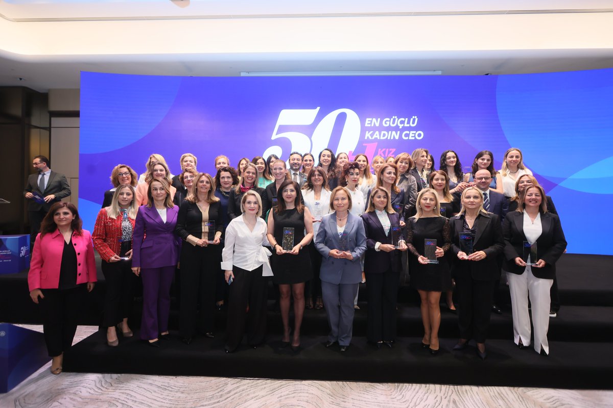 Allianz Türkiye ile birlikte gerçekleştirdiğimiz ‘En Güçlü 50 Kadın CEO + 1 Kız Gelecek’ araştırmamızda CEO'lar ödüllerini aldı.

#50GüçlüKadınCEO #BirKızGelecek #KadınLiderler #birlikteumutla <a href="/AllianzTurkiye/">Allianz Türkiye</a> <a href="/Koruncuk/">Koruncuk</a>