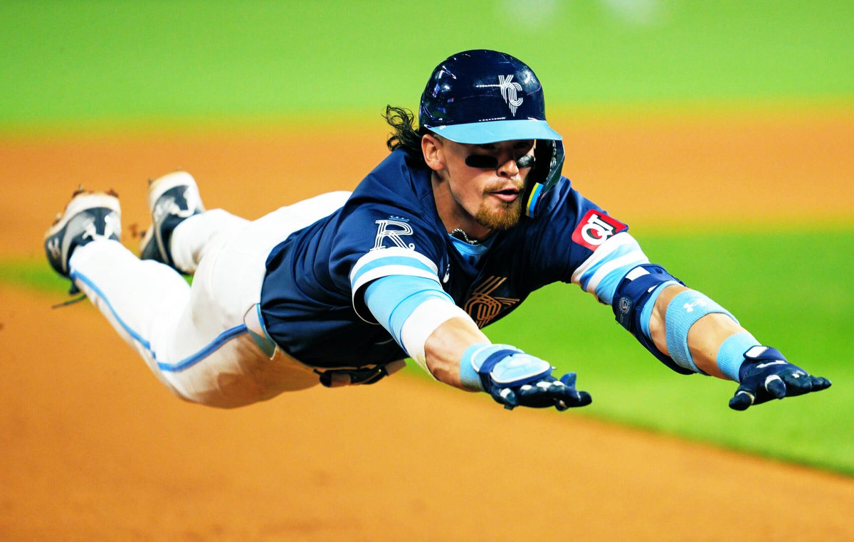 SteadyLocks tweet media