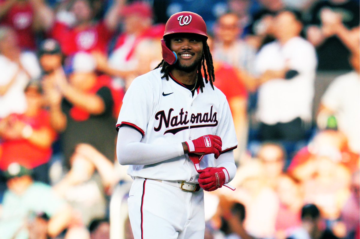 SteadyLocks tweet media