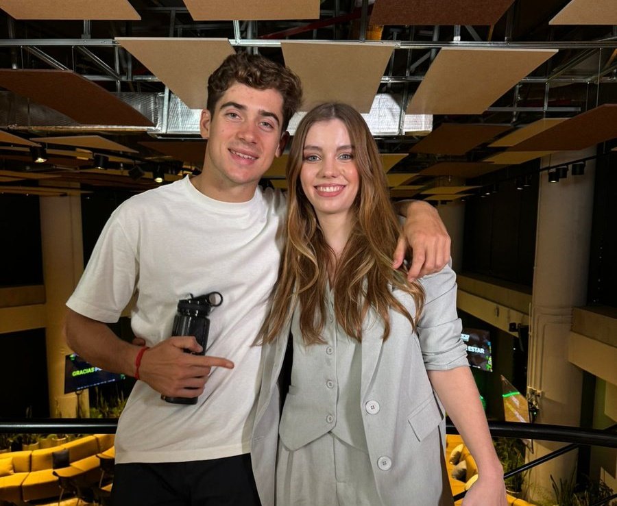 tcmemes_'s tweet photo. La envidia que le tienen a Florencia Andersen, que es la mejor periodista deportiva del país, es de un nivel pocas veces visto. https://t.co/VxKWyqW38z