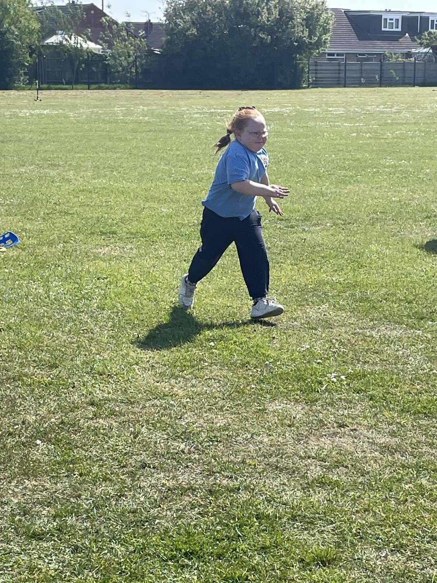 Enjoying the sunshine and doing an obstacle course for #rcppe