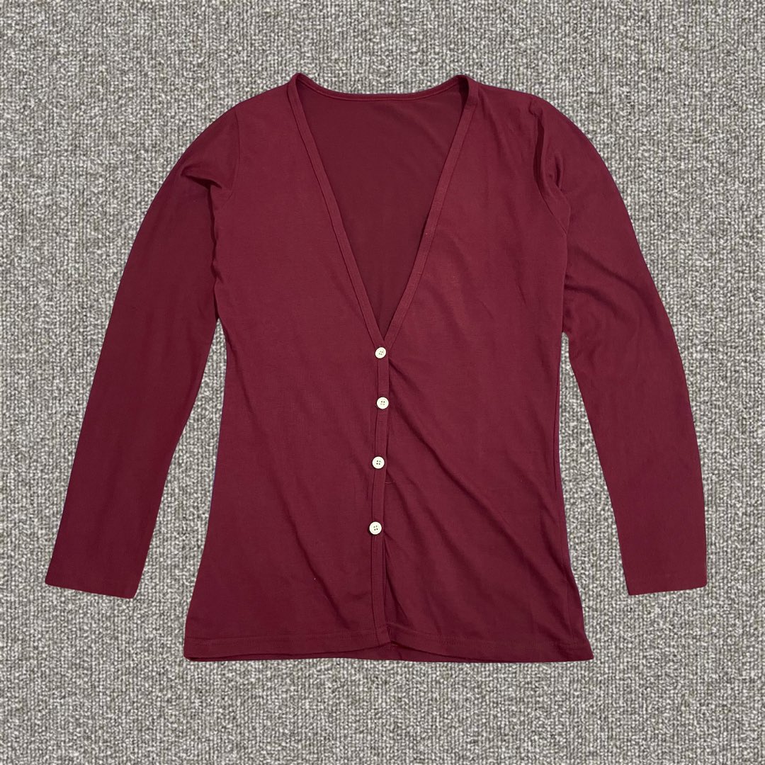 tinyperfectly's tweet image. aku BU siapapun pliss beli prelovedkuu, dijamin condi masih bagus bangett 😭🥹