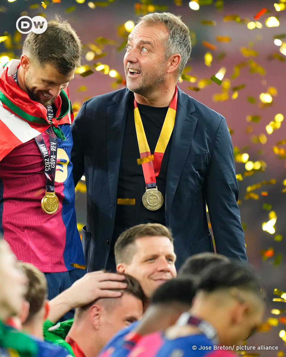 The last time Inter played Barcelona in the Champions League semifinal, Jose Mourinho was in charge of the Italian club, and he went on to win the trophy and the treble.

This time, Hansi Flick is on a similar path 🏆🏆🏆👀

Is he Barcelona's 'special one'?