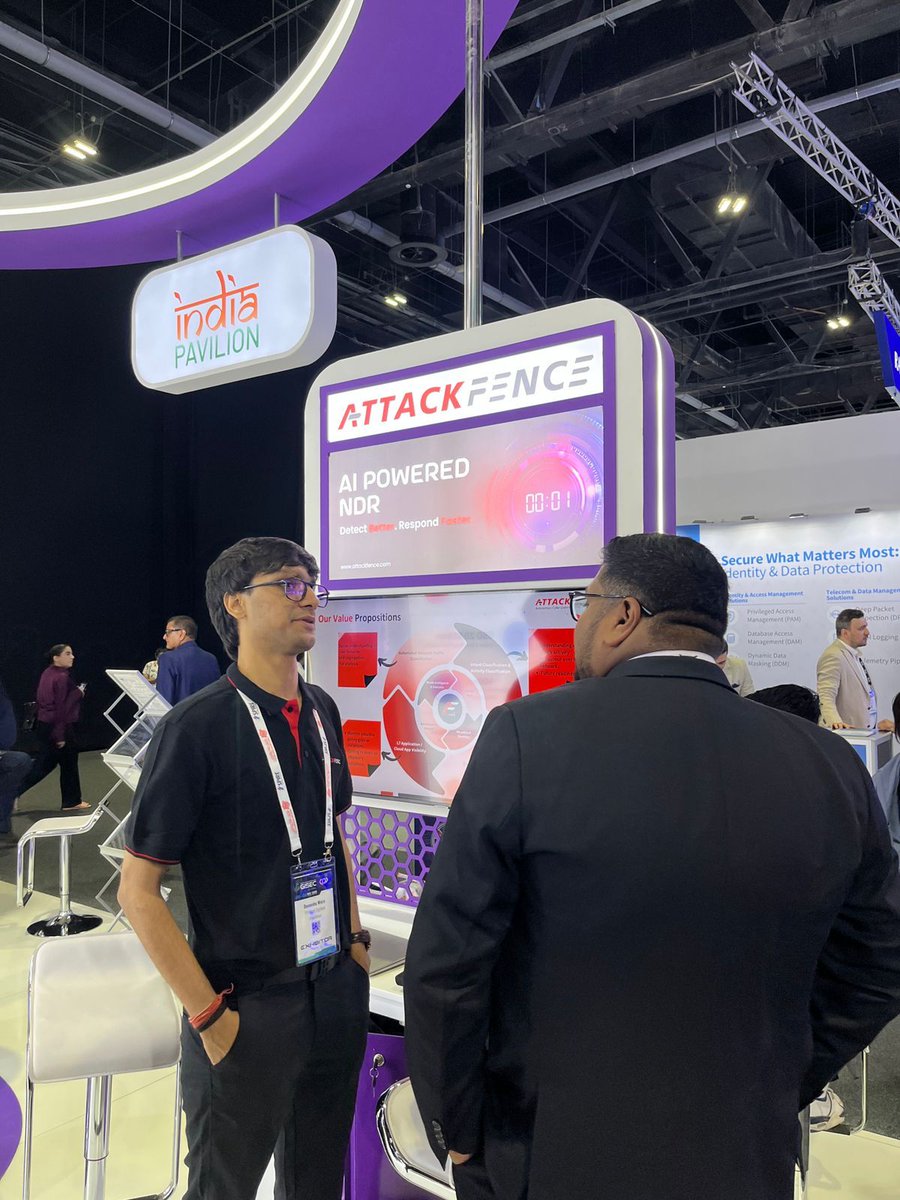 AttackFence tweet media