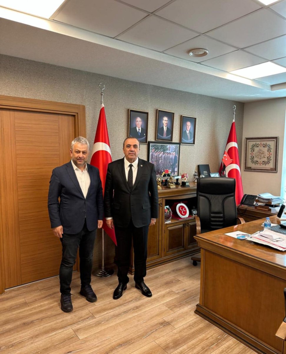 Federasyon Başkanımız Sayın Hüseyin GÜLER Milliyetçi Hareket Partisi Genel Sekreter Yardımcısı ve Çorum Milletvekili Sayın Vahit KAYRICI 'yı makamında ziyaret etti. 
Görüşmede Federasyonumuzun faaliyetleri ve projeleri hakkında istişarelerde bulunuldu.
Kendilerine nazik kabulleri