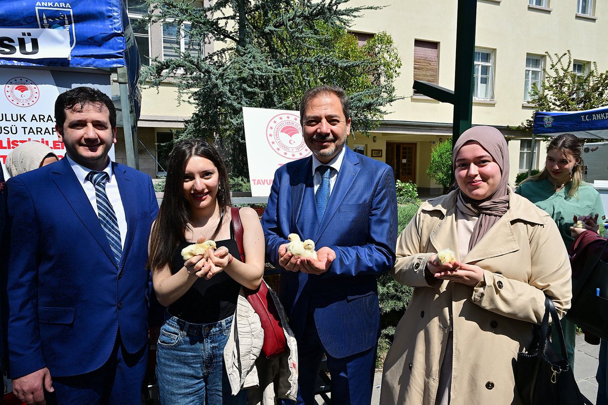 2025 Uluslararası AgriFest Kariyer Günleri &amp; Cansuyu Bayramı Stant Ziyareti Gerçekleşti
Ankara Üniversitesi Ziraat Fakültesi ev sahipliğinde gerçekleşen AgriFest 2025 Kariyer Günleri ve Cansuyu Bayramı yoğun bir ilgi ile başladı. 
Türkiye’den ve gerekse Yurtdışından 200’ü aşkın