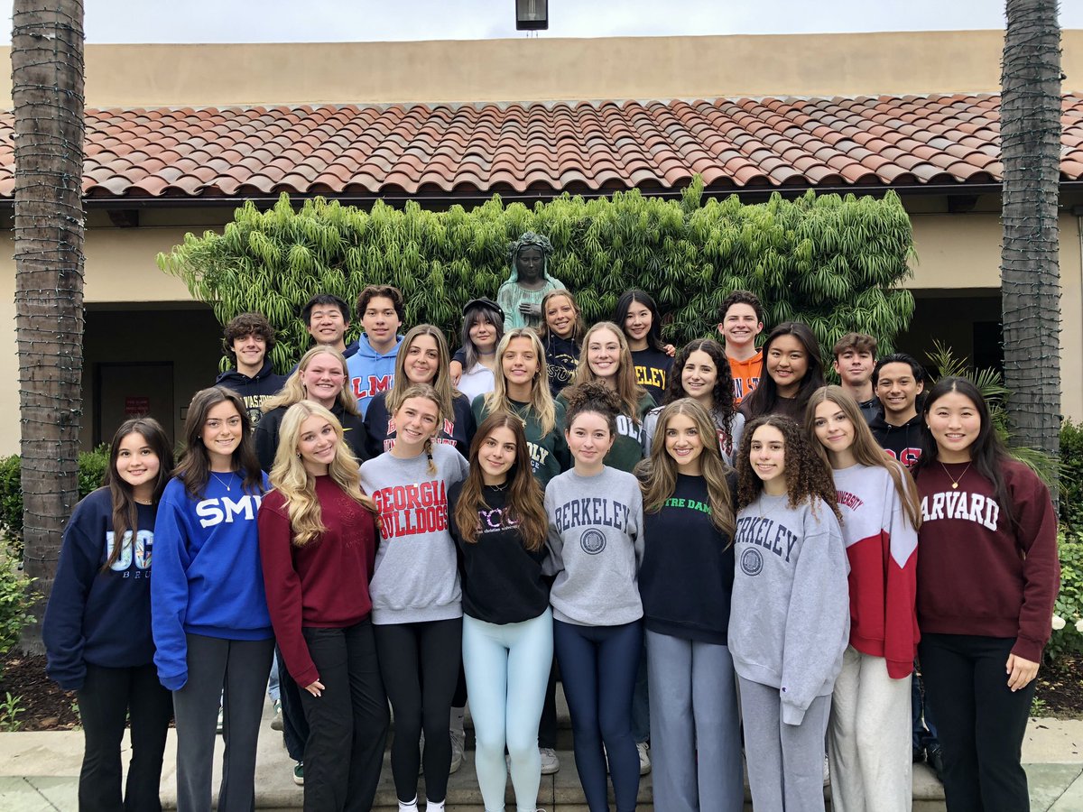 MUNSM's tweet image. From placards to college sweatshirts — we understood the assignment!
SMCHS MUN seniors are off to rule new campuses, make bold moves, and maybe even run for student gov!
Next stop: college life #smchsmun #smchs #wearesm