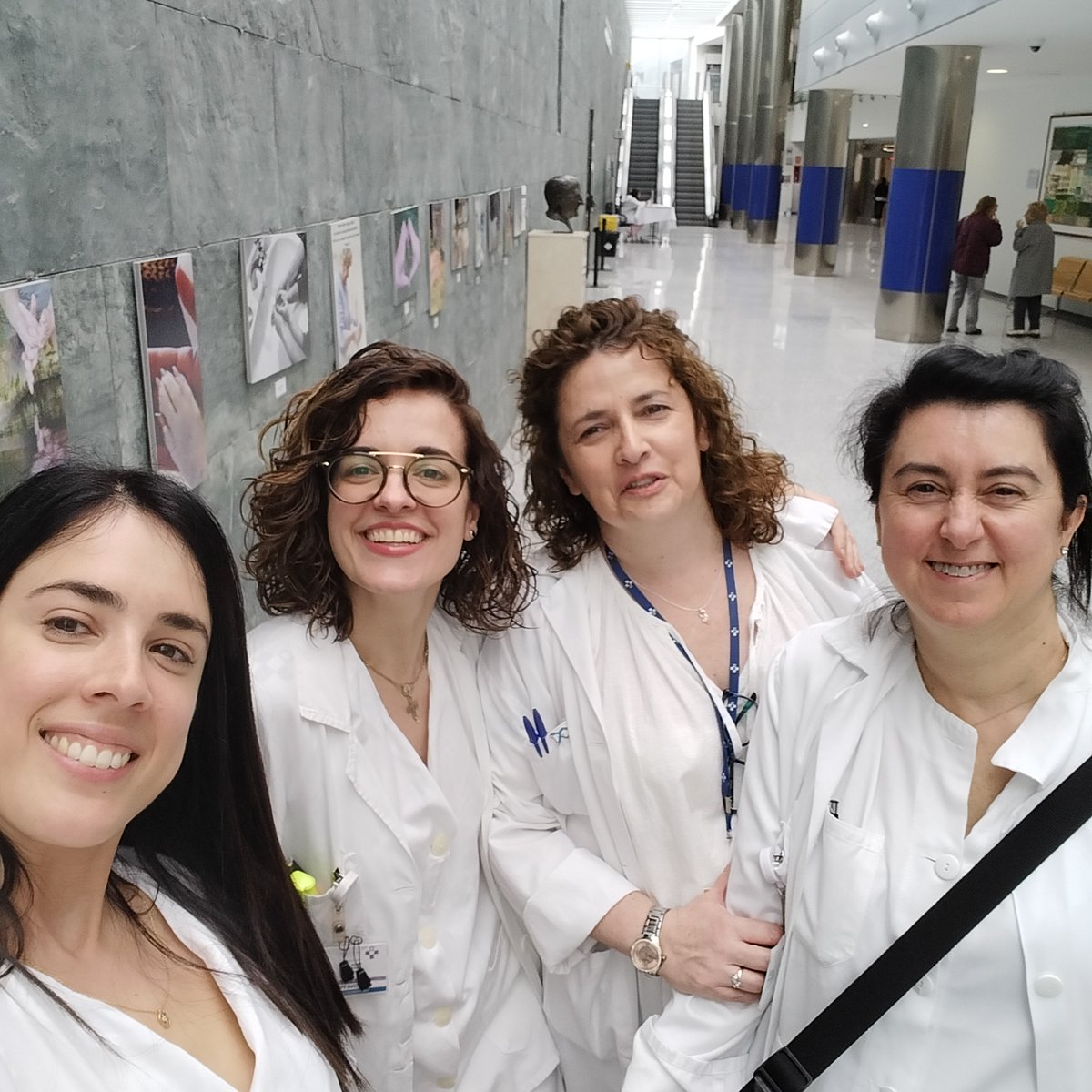 astursalud's tweet image. #DíaMundialDeLaHigieneDeManos2025 🙌
#HospitalAlvarezBuylla de #Mieres
IV Cuarto consurso de fotografías "La higiene de manos salva vidas", cuyos trabajos se exponen en el vestíbulo del Hospital Vital Álvarez Buylla durante todo el mes y en el siguiente enlace