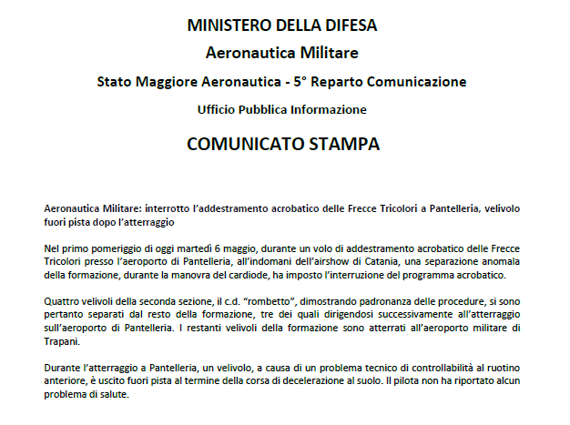 ItalianAirForce's tweet photo. #AeronauticaMilitare: interrotto l’addestramento acrobatico delle #FrecceTricolori a #Pantelleria, velivolo fuori pista dopo l’atterraggio https://t.co/DIEZAvhkAj