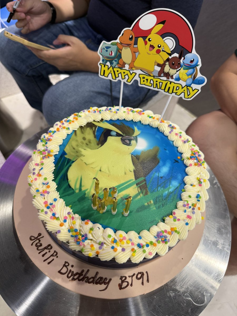 HaPiPi Birthdayyy, <a href="/brandontan91/">BrandonTan91</a> 🥳🎉🎈Surprise celebration by PoGo SG Fam todayyy🎂Cheers to another year of you! You’re the very best❤️