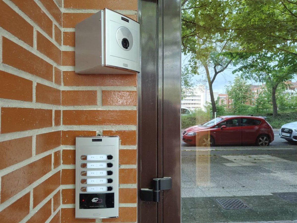 ¿Pensando en actualizar tu videoportero? ¡#EstrenaTuVideoportero ya!