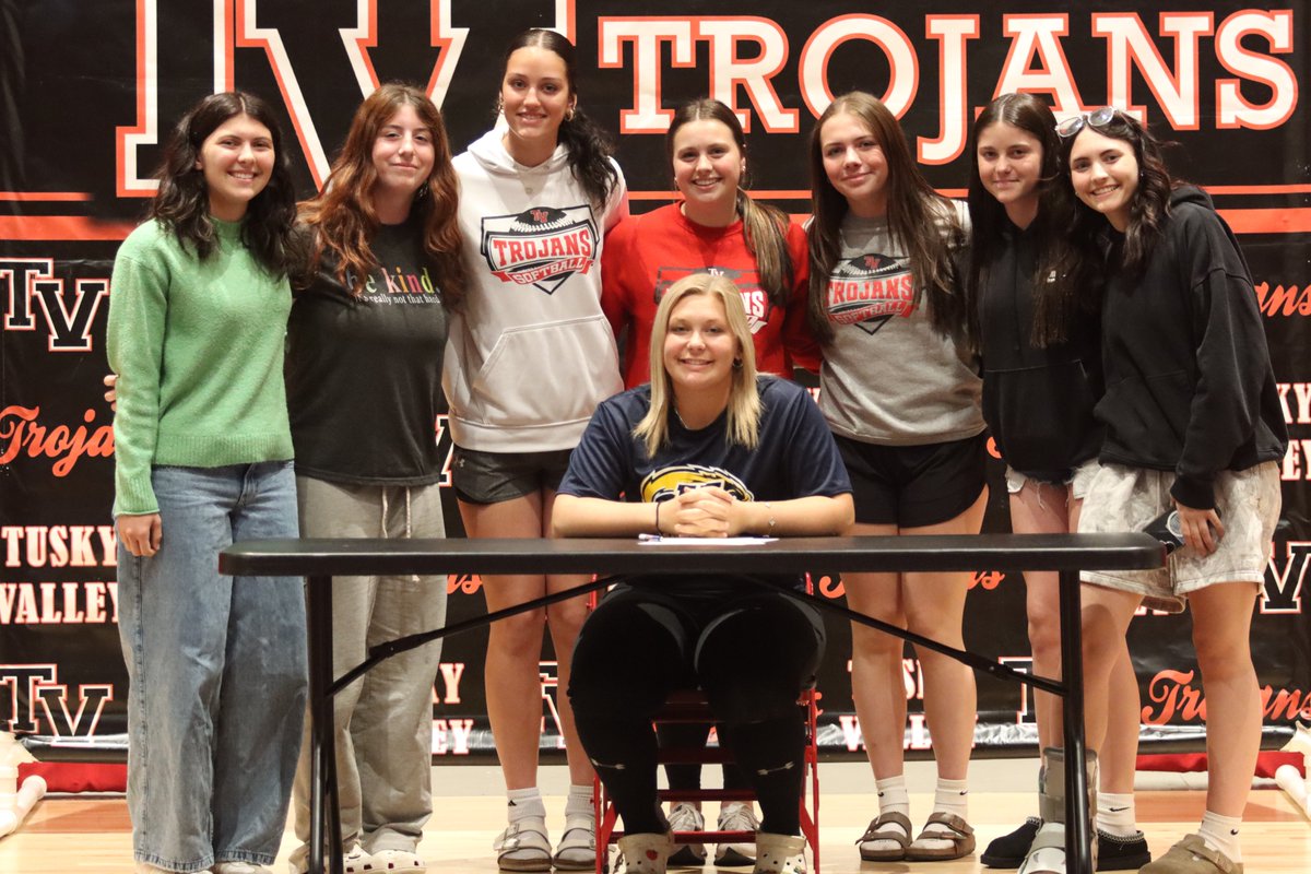 Congratulations to senior Arieana Wade as she signed to continue her academic and softball career at Kent State-Tuscarawas.  Arieana will major in mechanical engineering.

tvtrojans.smugmug.com/2024-2025-Web-…
