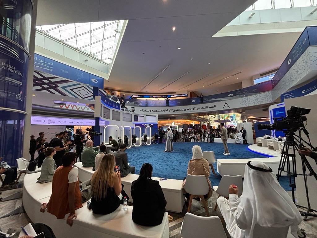 sdeievent's tweet image. smartData fosters global exposure by enabling smarTians to participate in international conferences.
Our recent presence in the UAE provided valuable insights into regional industry dynamics and evolving technological needs.    #LeverageKnowledge #RightTechnique
