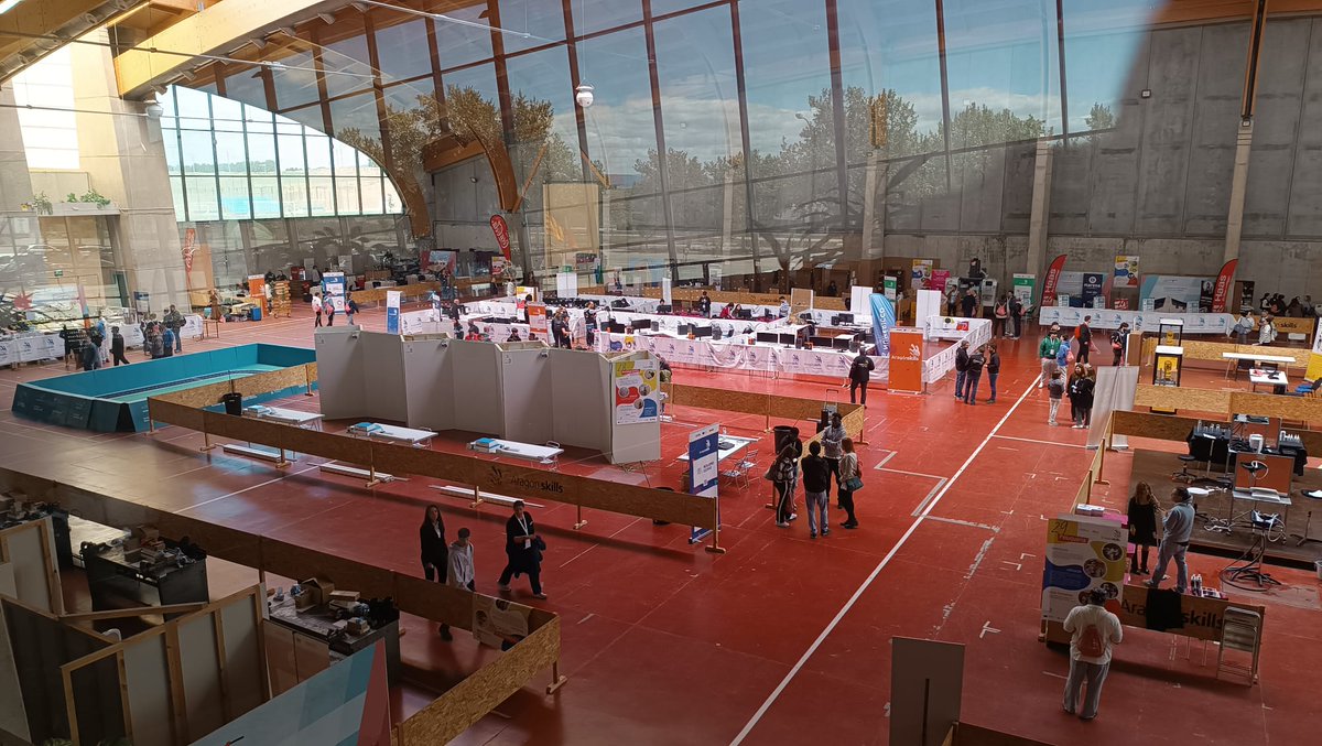 ¡Todo listo para la Aragón Skills 2025!
Esta tarde en el Palacio de Congresos de Teruel, <a href="/PalacioTeruel/">Palacio de exposiciones y congresos de Teruel</a>, se inicia la competición de #FP. Hasta el viernes en competición 30 modalidades de FP. Después conoceremos a los representantes de  #Aragón en la Spainskills 2026
<a href="/fp_aragon/">FP Aragón</a>