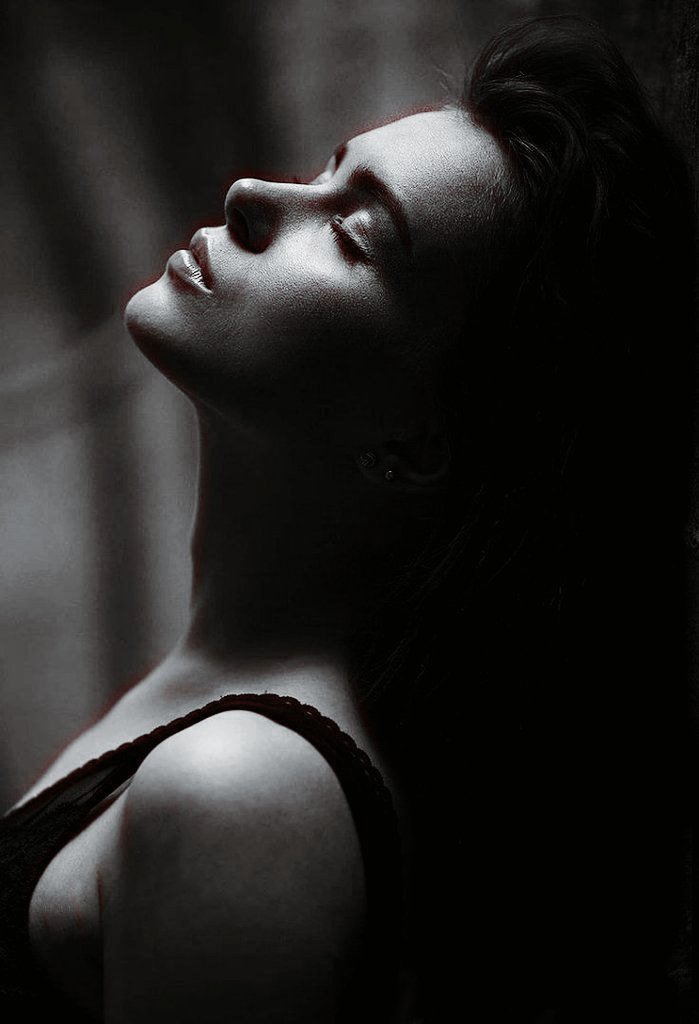 ㅤㅤ
ㅤㅤㅤㅤㅤㅤㅤㅤ  
ㅤㅤㅤㅤ◦⠀𝓕𝑨𝑺𝑯𝑰𝑶𝑵  𝓓𝑬𝑺𝑰𝑮𝑵𝑬𝑹   ◦
ㅤㅤㅤㅤ𝗖𝗘𝗢 — 𝔼𝗟𝗬𝗦𝗜𝗔𝗡 𝕂𝗢𝗦𝗧𝗞𝗔 
ㅤㅤㅤㅤ﹠﹠  ℬ𝐋𝐀𝐂𝐊  𝒮𝐍𝐀𝐊𝐄  ℬ𝐎𝐒𝐒
ㅤㅤㅤ    ▬▬▬▬▬▬▬▬▬▬▬▬
ㅤㅤㅤㅤㅤㅤ( 𝙿𝙾𝙻𝙸𝚂𝙷  ﹠  𝟏𝟗𝟗𝟓  )
ㅤㅤ
ㅤㅤ