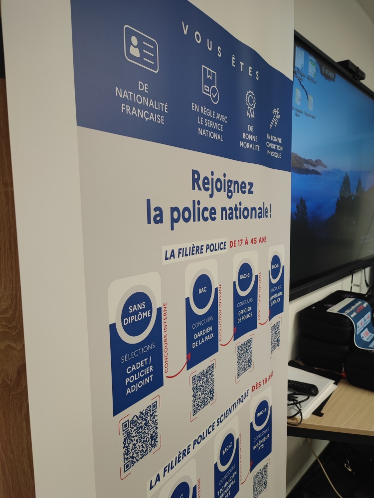 Venez découvrir les métiers passionnants de la Police Nationale et les opportunités de recrutement !
📅 Samedi 10 mai 15h-19h📍 Place Campinchi Ajaccio
Nos équipes seront présentes pour répondre à toutes vos questions et vous présenter nos différentes filières. #PoliceNationale
