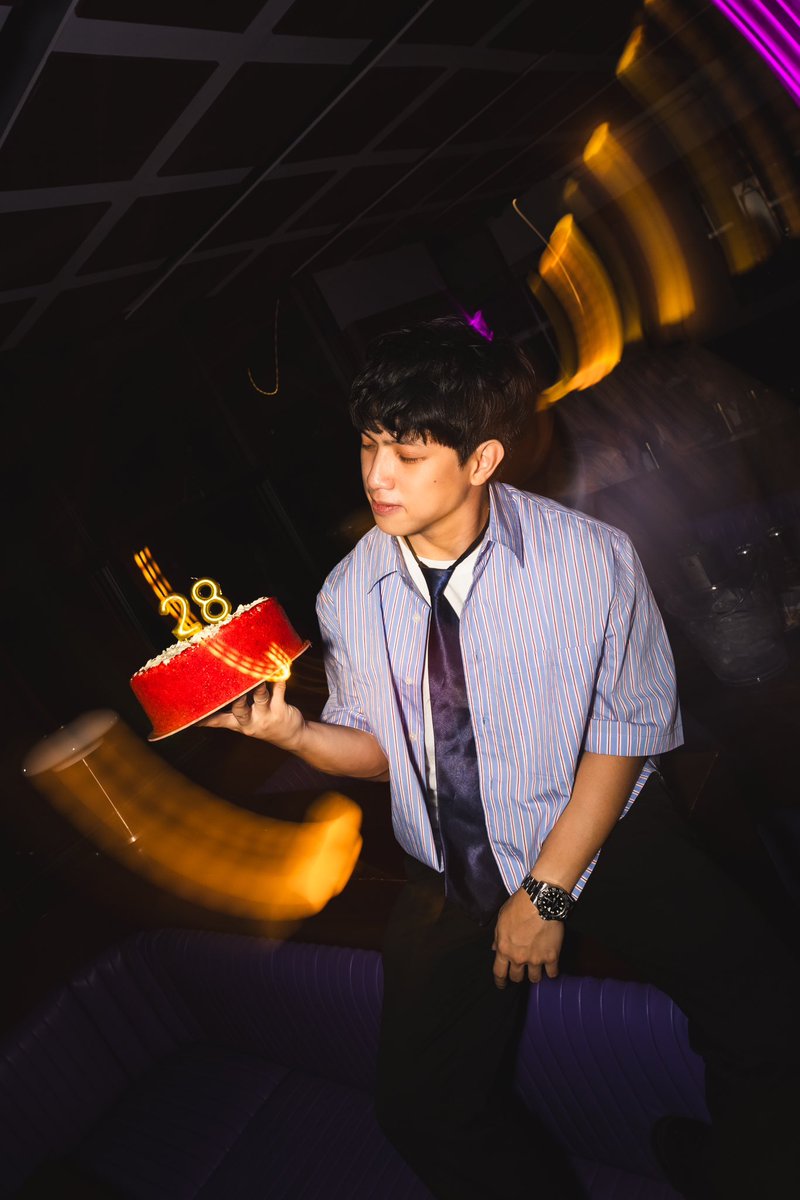 ranzkyle's tweet image. Birthday vibes only, Happy Birthday to me! 🍾🪩